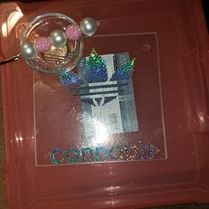 Customized tray sets